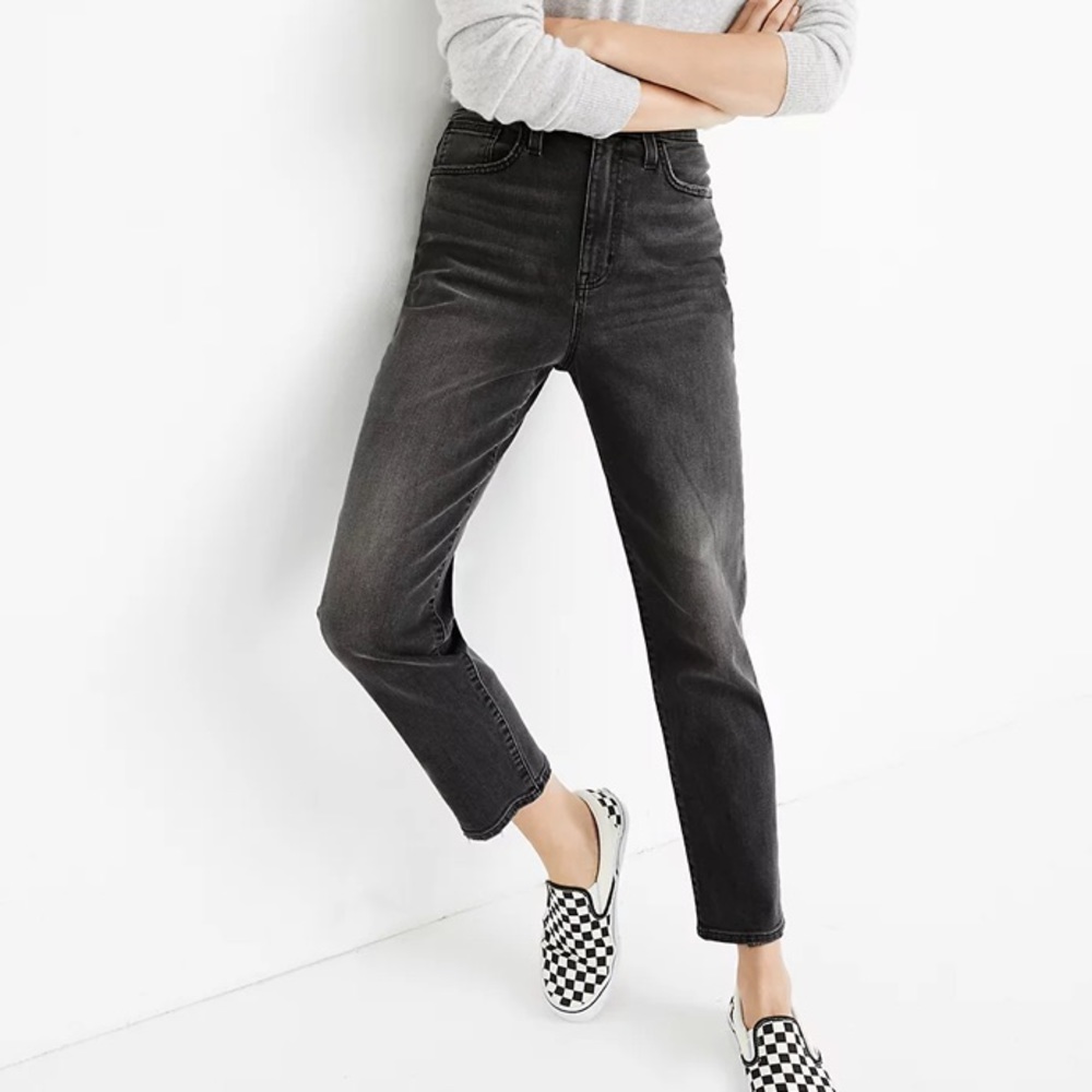 Madewell The Mom Jean in Dunstable Wash